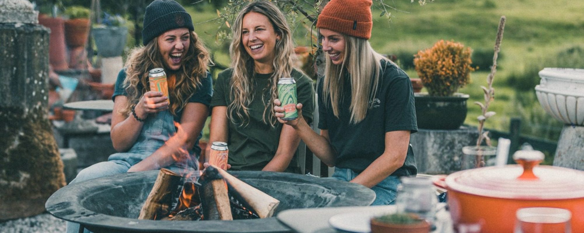 Women enjoying Fell beer